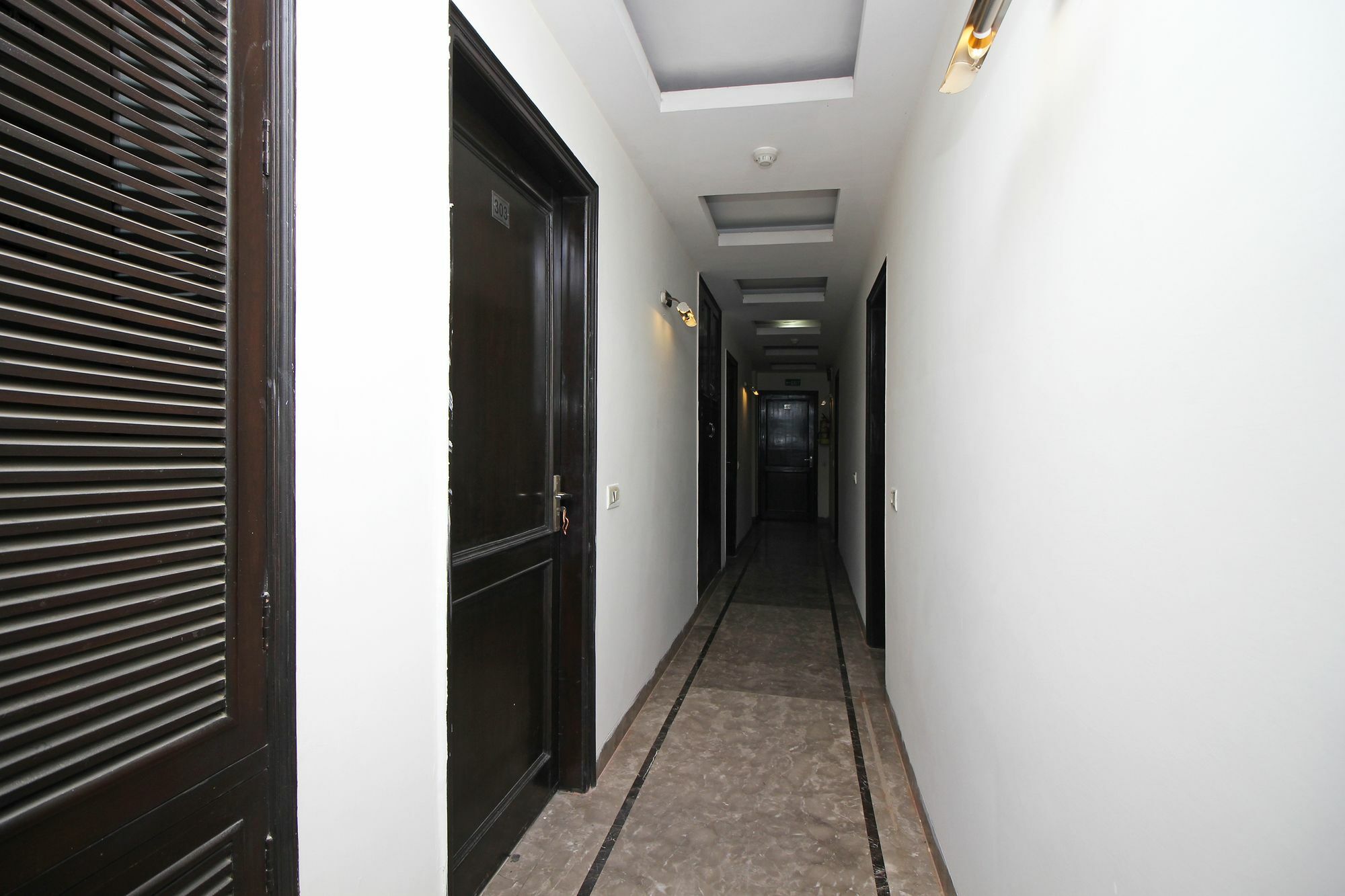 Oyo 9030 Hotel Delhi Airport Plaza Nueva Delhi Exterior foto